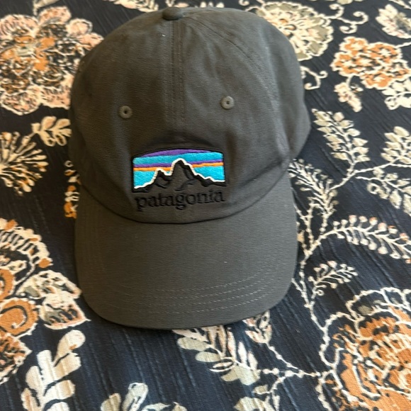 Patagonia Hat-dark gray unisex - Picture 1 of 6
